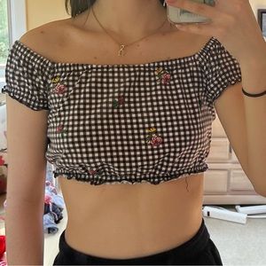 *HOST PICK* Kendall & Kylie Floral Off-The-Shoulder Crop-Top Size XS